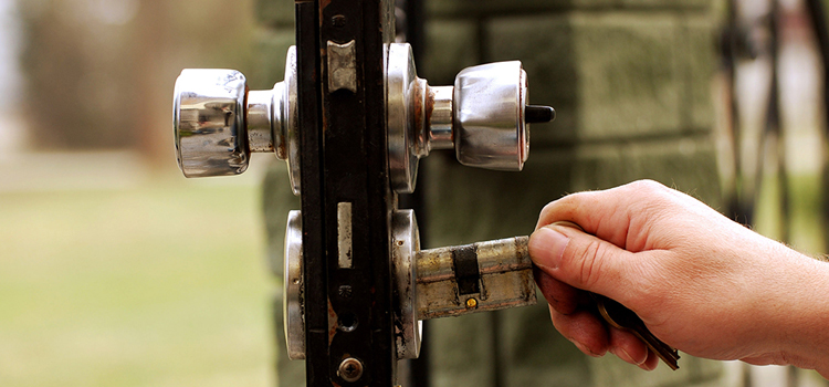 front door latch repair Lakewood